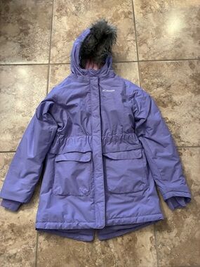 Columbia Girls' Lavender Puffer Jacket Faux-Fur Hood Out grown sleeve Omni tech